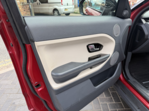 2012 Land Rover Range Rover Evoque 2.2 Sd4 Dynamic in Red — image 6