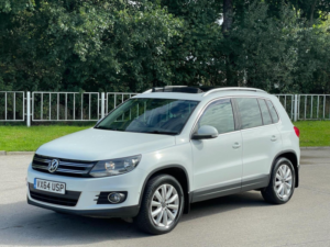 2014 Volkswagen Tiguan 2.0 Tdi Bluemotion Tech Match DSG 4WD Euro 5 (s/s) 5dr in White — image 3