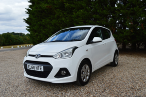 2016 Hyundai I10 1.0 I10 Se 1.0 (blue Int) in White — image 2