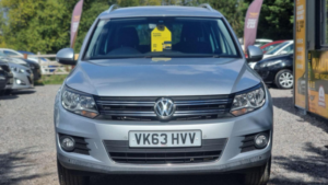 2013 Volkswagen Tiguan 2.0 Tdi Bluemotion Tech Match 4WD Euro 5 (s/s) 5dr in Silver — image 4