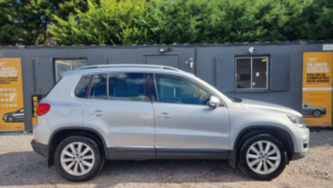 2013 Volkswagen Tiguan 2.0 Tdi Bluemotion Tech Match 4WD Euro 5 (s/s) 5dr in Silver — image 6