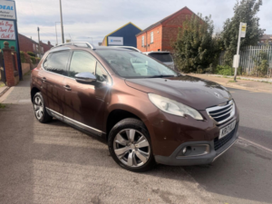 2013 Peugeot 2008 1.2 Vti Allure Euro 5 5dr in Brown — image 2