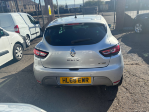 2019 Renault Clio 0.9 Tce Gt Line Hatchback 5dr Petrol Manual Euro 6 (s/s) (90 Ps) in Silver — image 4