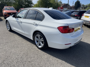 2012 BMW 3 Series 2.0 320d Sport Saloon in White — image 5