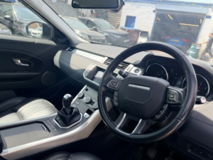 2018 Land Rover Range Rover Evoque Td4 Se in White — image 2
