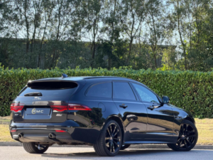 2017 Jaguar Xf 2.0d R-Sport Sportbrake Auto AWD Euro 6 (s/s) 5dr in Black — image 2