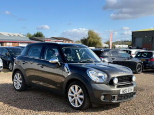 2011 MINI Countryman 1.6 Cooper S All4 Euro 5 (s/s) 5dr in Grey — image 4