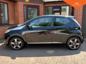2015 Toyota Aygo 1.0 Vvt-I X-Clusiv Euro 5 5dr Euro 5 in Black — image 5