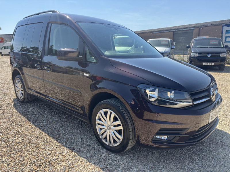 2018 Volkswagen Caddy Life Drive From Wheelchair Access Vehicle 1.4 Tsi Bluemotion Tech in Purple — image 1