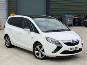 2014 Vauxhall Zafira Tourer 1.6 Cdti Ecoflex Elite Euro 6 (s/s) 5dr in White — image 2