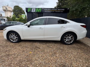 2013 Mazda Mazda6 2.2 Skyactiv-D Se-L Nav Euro 6 (s/s) 4dr in White — image 2