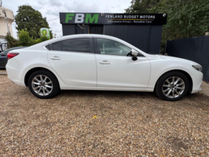 2013 Mazda Mazda6 2.2 Skyactiv-D Se-L Nav Euro 6 (s/s) 4dr in White — image 5
