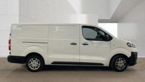 2020 Vauxhall Vivaro 2.0 Turbo D 3100 Dynamic L2 H1 Euro 6 (s/s) 6dr in White — image 6
