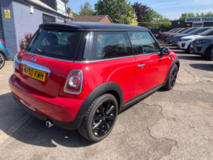2010 MINI Hatch 1.6 Cooper D Hatchback 3dr Diesel Manual Euro 5 (s/s) (112 Ps) in Red — image 5