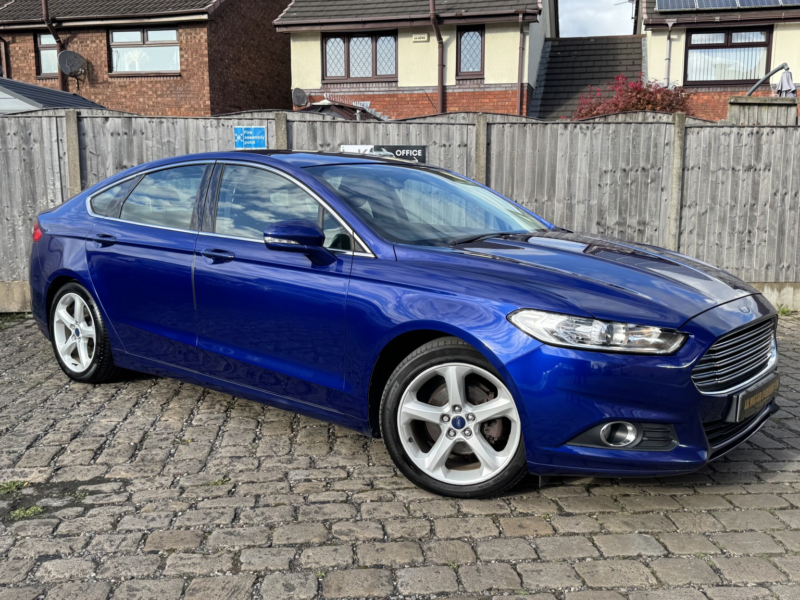 2015 Ford Mondeo 2.0 Tdci Econetic Zetec in Blue — image 1