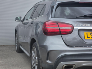 2017 Mercedes-Benz Gla 2.1 Gla200d Amg Line (premium) Euro 6 (s/s) 5dr in Grey — image 2
