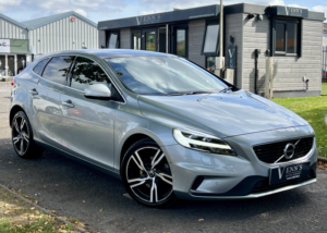 2018 Volvo V40