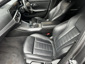 2020 BMW 3 Series 2.0 330e M Sport Saloon in Grey — image 4