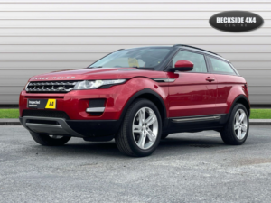 2015 Land Rover Range Rover Evoque 2.2 Range Rover Evoque Pure Tech Sd4 4WD 3dr in Red — image 5