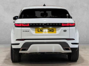 2021 Land Rover Range Rover Evoque 2.0 D200 Mhev R-Dynamic S Auto 4WD Euro 6 (s/s) 5dr in White — image 6