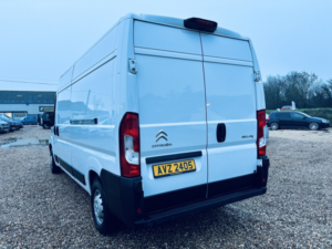 2022 Citroen Relay 2.2 Bluehdi 35 Enterprise in White — image 5