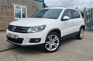 2012 Volkswagen Tiguan 2.0 Tdi Sport 4WD Euro 5 5dr in White — image 3