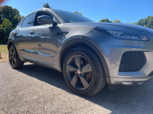 2020 Jaguar E-Pace 2.0 D180 Chequered Flag Auto AWD Euro 6 (s/s) 5dr in Grey — image 4