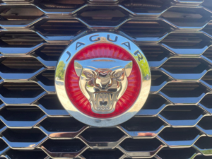 2020 Jaguar E-Pace 2.0 D180 Chequered Flag Auto AWD Euro 6 (s/s) 5dr in Grey — image 6