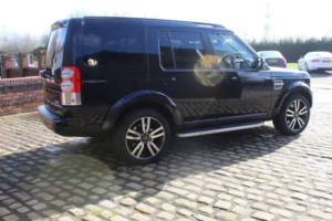 2013 Land Rover Discovery 4 3.0 Sd V6 Hse Luxury Auto 4WD Euro 5 5dr in Black — image 5