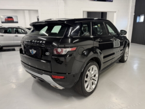 2014 Land Rover Range Rover Evoque 2.2 Sd4 190bhp Dynamic Lux Auto in Black — image 2