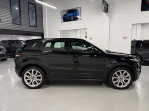 2014 Land Rover Range Rover Evoque 2.2 Sd4 190bhp Dynamic Lux Auto in Black — image 5