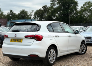 2016 Fiat Tipo 1.4 T-Jet Easy Plus Euro 6 (s/s) 5dr in White — image 2
