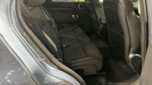 2019 Land Rover Discovery 3.0 Sd V6 Hse Auto 4WD Euro 6 (s/s) 5dr in Blue — image 4