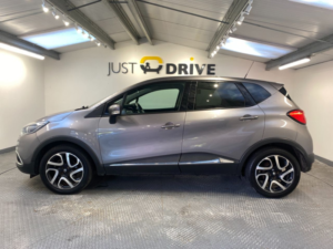2015 Renault Captur 1.5 Dci Dynamique S Medianav SUV 5dr Diesel Edc Euro 5 (90 Ps) in Grey — image 2