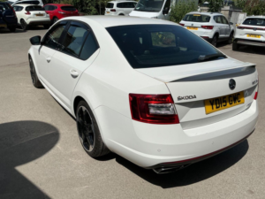 2015 Skoda Octavia 2.0 Tdi Vrs Euro 5 (s/s) 5dr in White — image 2