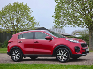 2017 Kia Sportage 1.6 T-Gdi Gt-Line Dct AWD Euro 6 5dr in Red — image 2
