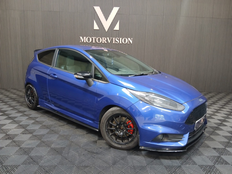 2016 Ford Fiesta 1.6 T Ecoboost St-3 in Blue — image 1