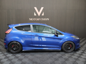 2016 Ford Fiesta 1.6 T Ecoboost St-3 in Blue — image 6