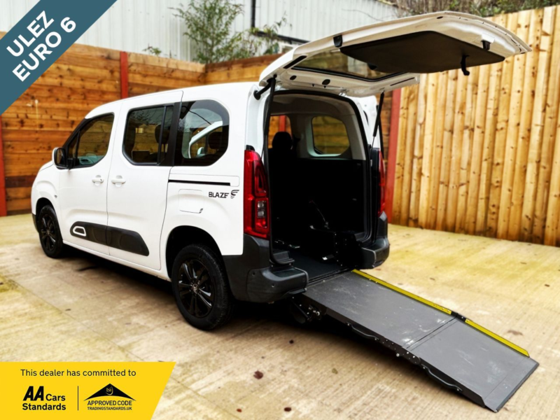2020 Citroen Berlingo 3 SEAT Auto Wheelchair Accessible Disabled Access Vehicle Wav in White — image 1
