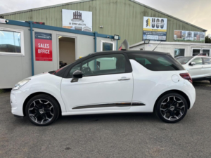 2014 Citroen Ds3 1.6 E-Hdi Airdream Dstyle Plus Euro 5 (s/s) 3dr in White — image 5