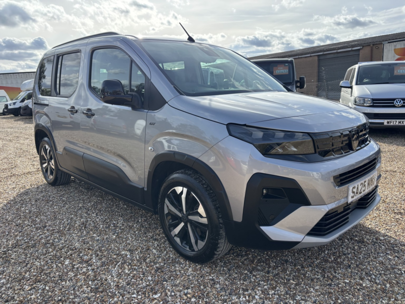 2025 Peugeot Rifter Auto Wav Wheelchair Accessible Vehicle Automatic Gt 1.5l Bluehdi 130 Eat8 S&s (wav) in Grey — image 1