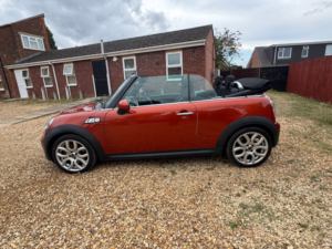2010 MINI Convertible 1.6 Cooper S Convertible 2dr Petrol Manual Euro 5 (s/s) (184 Ps) in Orange — image 6