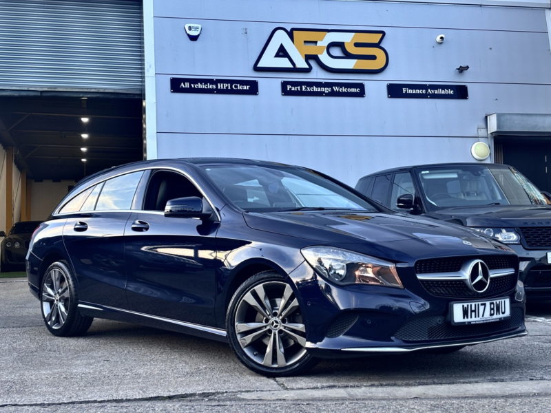 2017 Mercedes-Benz Cla 1.6 Cla180 Sport in Blue — image 1