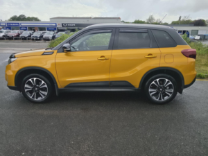 2022 Suzuki Vitara 1.4 Boosterjet Mhev Sz5 Auto Allgrip Euro 6 (s/s) 5dr in Yellow — image 5