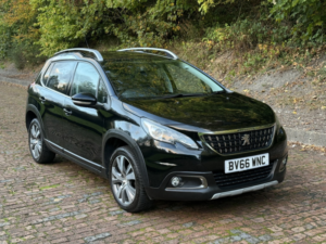 2016 Peugeot 2008 1.6 Bluehdi Allure in Black — image 4