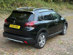 2016 Peugeot 2008 1.6 Bluehdi Allure in Black — image 6