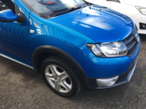 2016 Dacia Sandero Stepway 0.9 Tce Laureate Euro 6 (s/s) 5dr in Blue — image 3