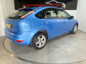 2008 Ford Focus 1.6 Zetec in Blue — image 5