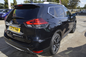 2021 Nissan X-Trail 1.3 Dig-T Tekna in Black — image 2