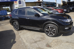 2021 Nissan X-Trail 1.3 Dig-T Tekna in Black — image 6